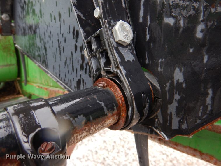 image for item DK1257 1993 John Deere 920  flex head