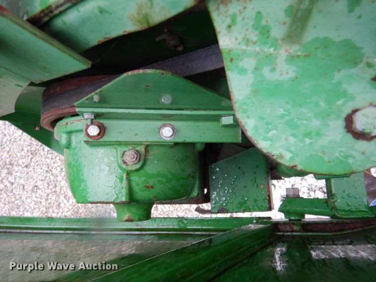 image for item DK1257 1993 John Deere 920  flex head