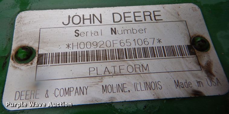 image for item DK1257 1993 John Deere 920  flex head