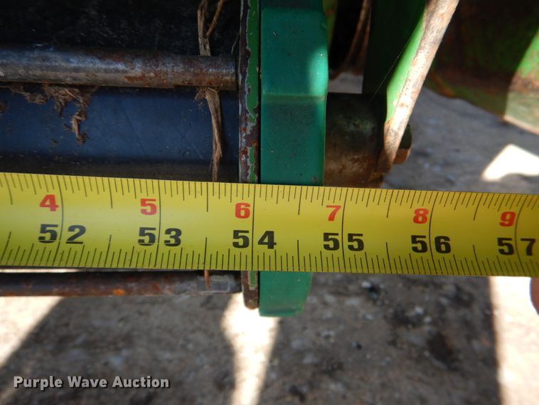 image for item DL0614 2007 John Deere 468  round baler