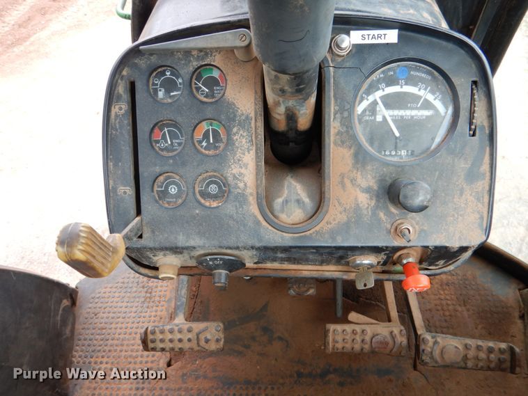 image for item DL0615 1979 John Deere 4640  tractor