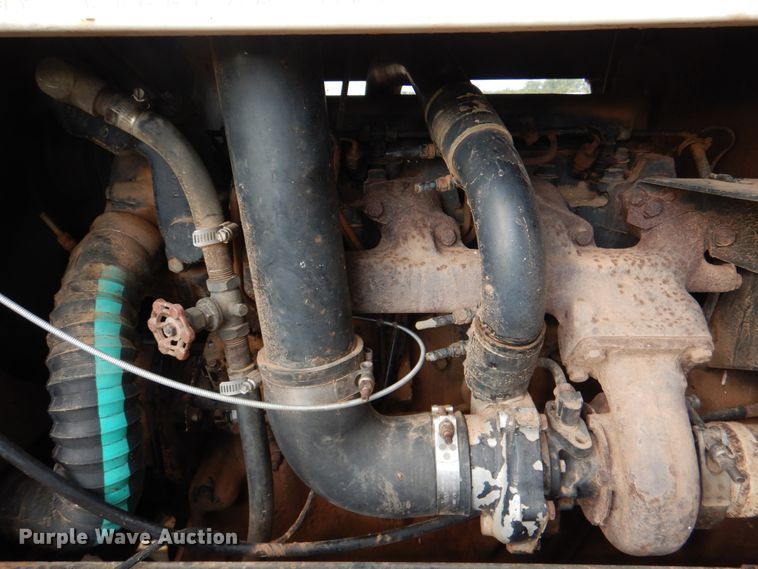 image for item DL0620 Willmar 745  sprayer