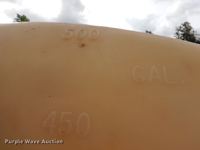 image for item DL0620 Willmar 745  sprayer