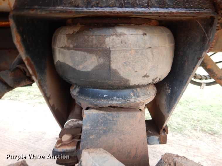 image for item DL0620 Willmar 745  sprayer