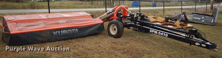 image for item DL0622 2016 Kubota DM2032  disc mower