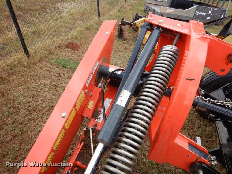 image for item DL0622 2016 Kubota DM2032  disc mower