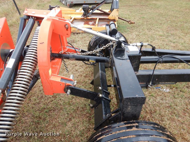 image for item DL0622 2016 Kubota DM2032  disc mower