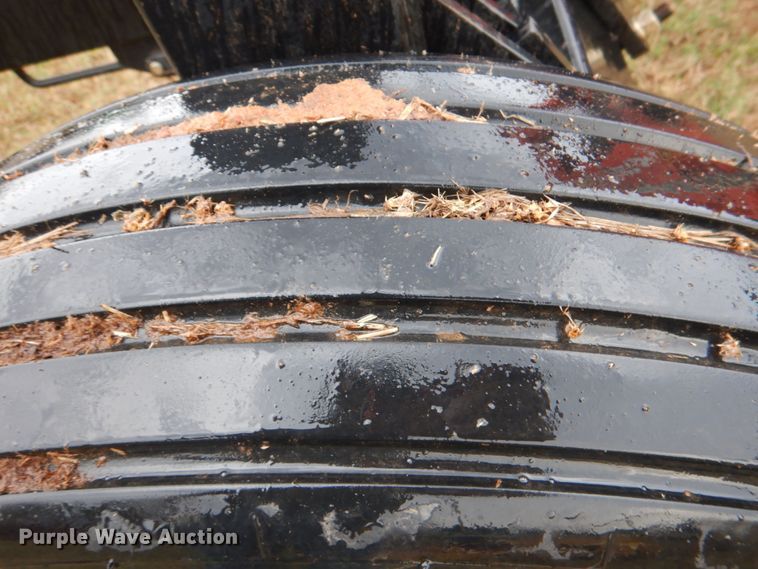 image for item DL0622 2016 Kubota DM2032  disc mower