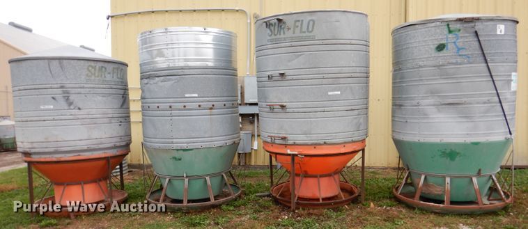 image for item DL5747 (4) Sur-Flo hog feeders