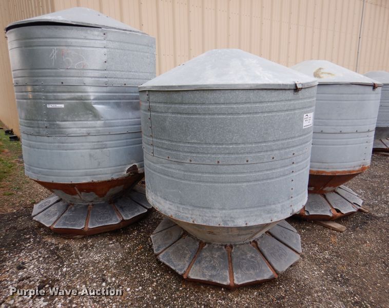 image for item DL5749 (4) Big Husky hog feeders