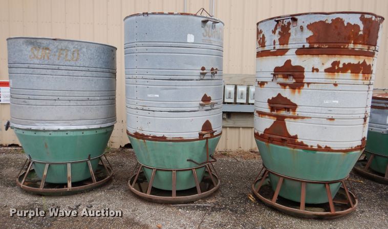 image for item DL5753 (3) Sur-Flo hog feeders