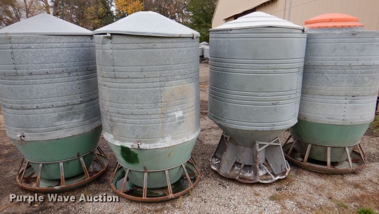 image for item DL5755 (4) 8' H hog feeders