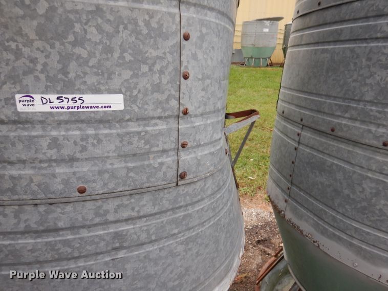 image for item DL5755 (4) 8' H hog feeders