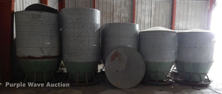 image for item DL5757 (5) hog feeders