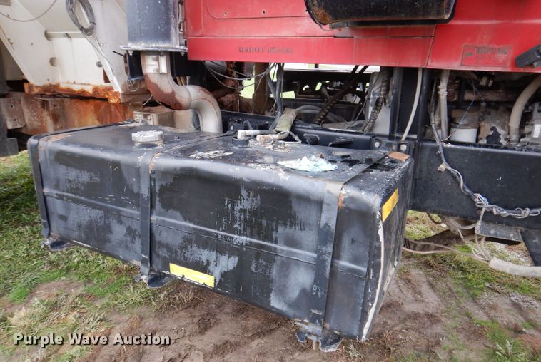 image for item DL5760 Case IH Titan FLX3300B  spreader