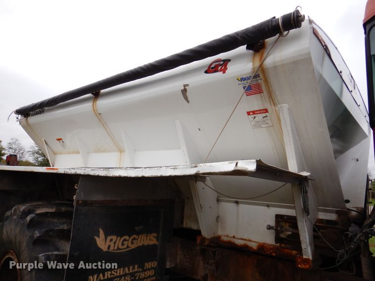 image for item DL5760 Case IH Titan FLX3300B  spreader