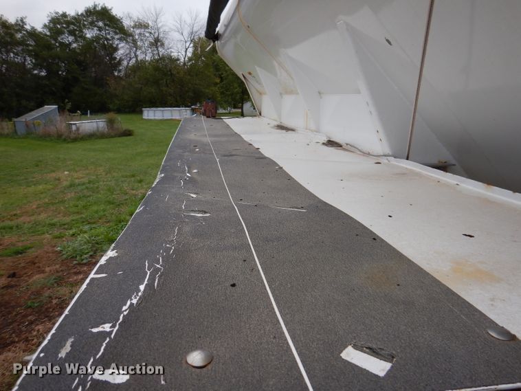 image for item DL5760 Case IH Titan FLX3300B  spreader