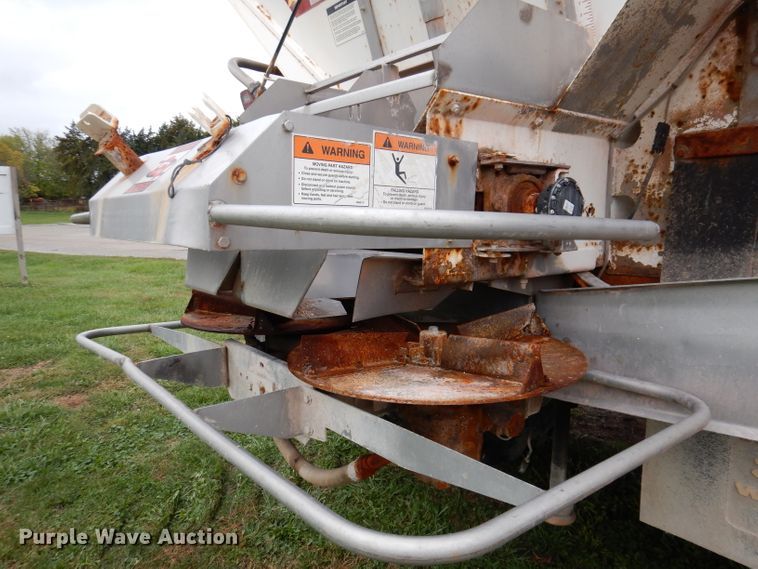 image for item DL5760 Case IH Titan FLX3300B  spreader