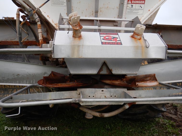 image for item DL5760 Case IH Titan FLX3300B  spreader