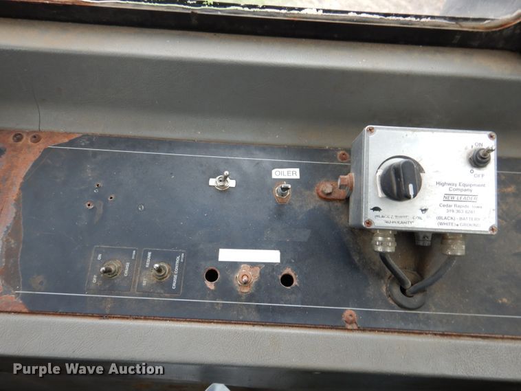 image for item DL5760 Case IH Titan FLX3300B  spreader