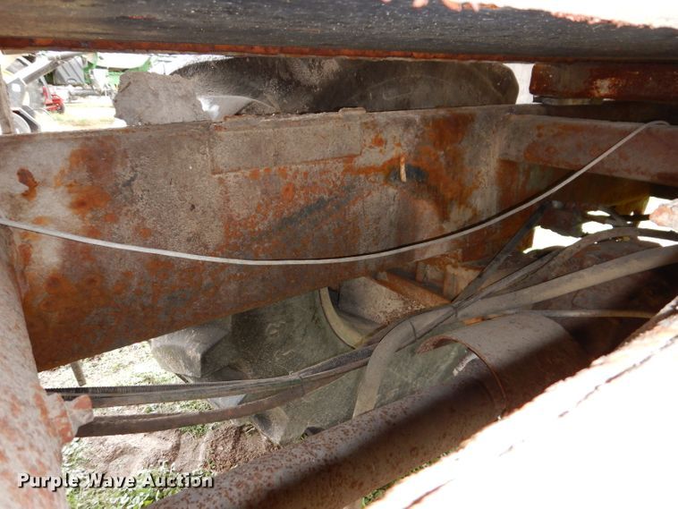 image for item DL5760 Case IH Titan FLX3300B  spreader