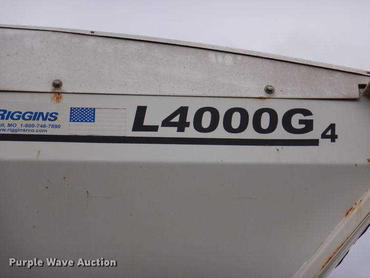 image for item DL5760 Case IH Titan FLX3300B  spreader