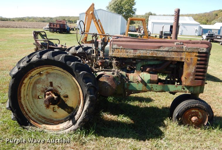 image for item DM0641 John Deere G  tractor