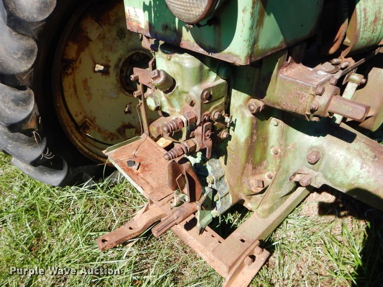 image for item DM0641 John Deere G  tractor