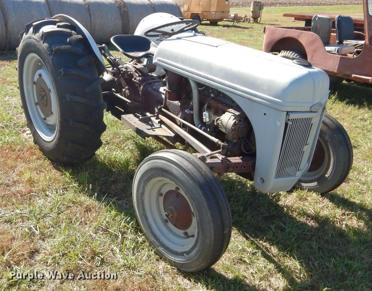 image for item DM0644 1944 Ford 2N  tractor