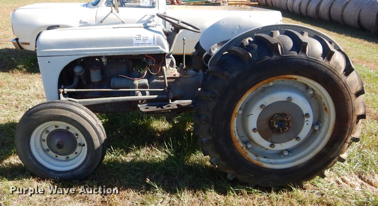 image for item DM0644 1944 Ford 2N  tractor