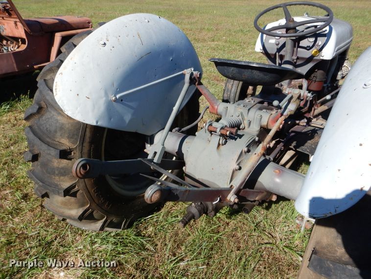 image for item DM0644 1944 Ford 2N  tractor