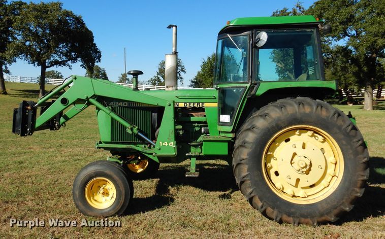 image for item DM5208 1979 John Deere 4240  tractor
