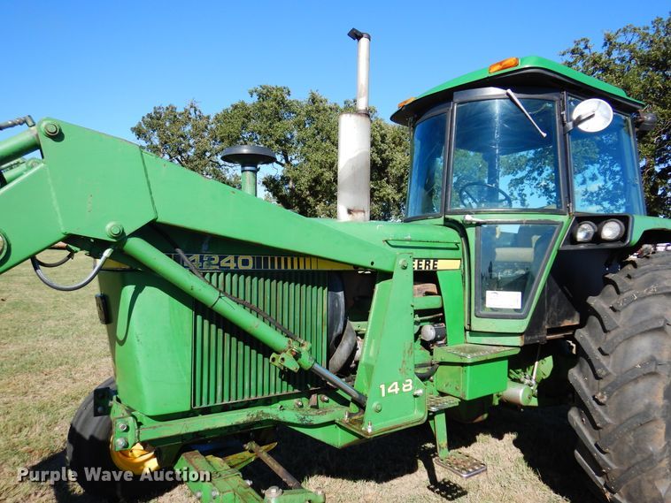 image for item DM5208 1979 John Deere 4240  tractor