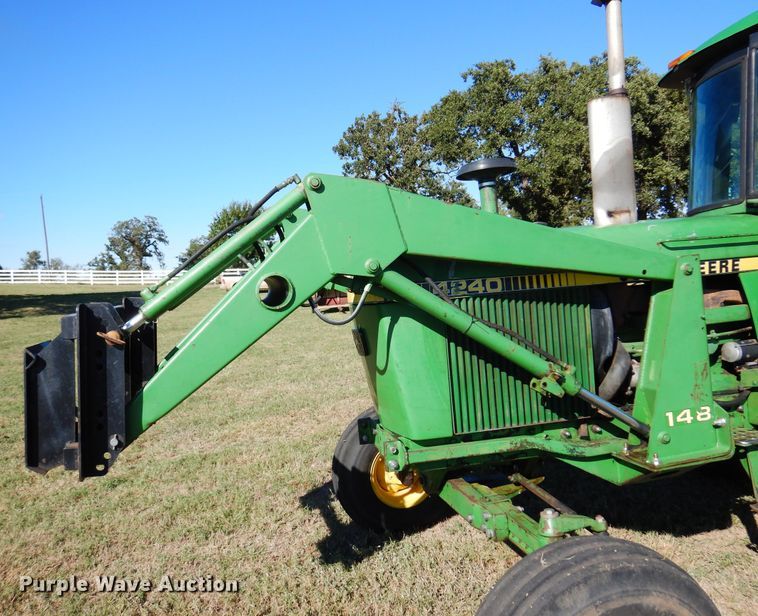 image for item DM5208 1979 John Deere 4240  tractor