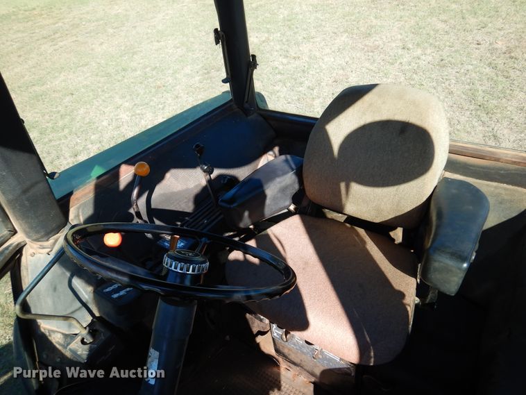 image for item DM5208 1979 John Deere 4240  tractor