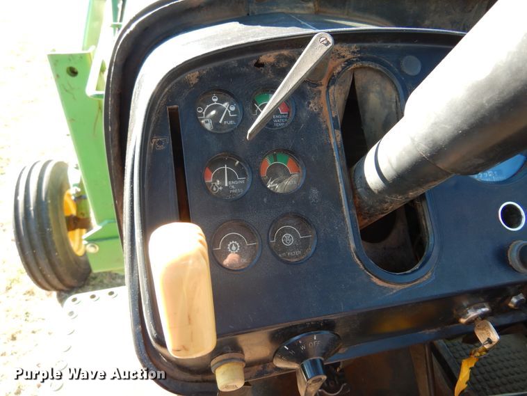 image for item DM5208 1979 John Deere 4240  tractor