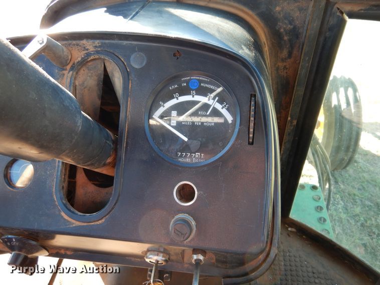 image for item DM5208 1979 John Deere 4240  tractor