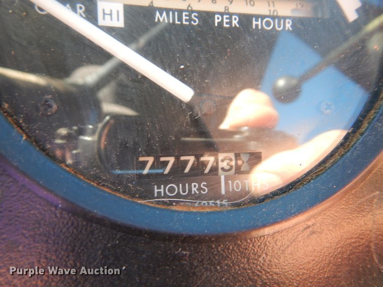 image for item DM5208 1979 John Deere 4240  tractor