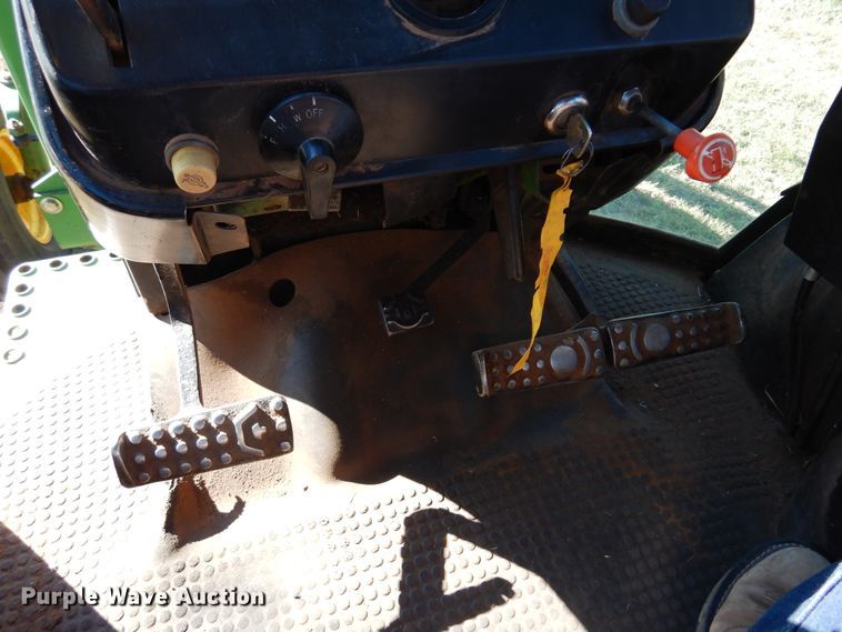 image for item DM5208 1979 John Deere 4240  tractor