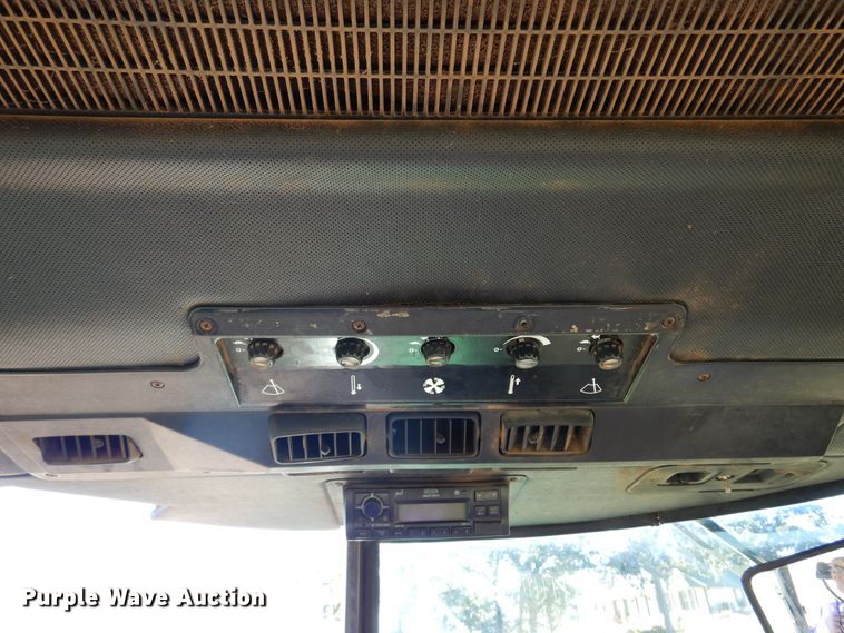 image for item DM5208 1979 John Deere 4240  tractor