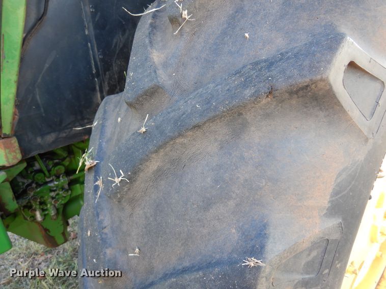 image for item DM5208 1979 John Deere 4240  tractor