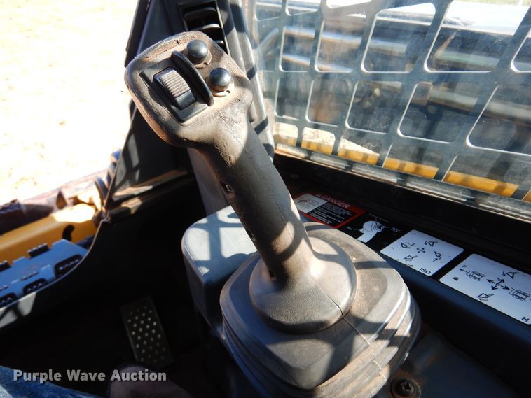 image for item DM5210 2013 John Deere 333E  tracked skid steer loader