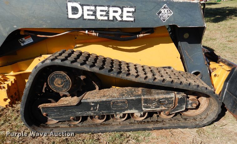 image for item DM5210 2013 John Deere 333E  tracked skid steer loader