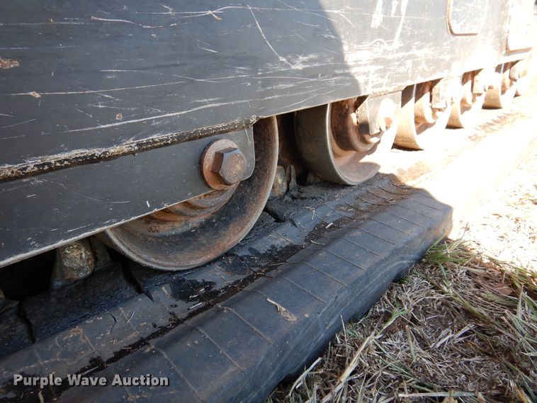 image for item DM5210 2013 John Deere 333E  tracked skid steer loader