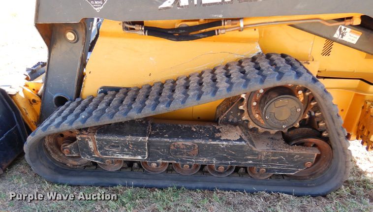 image for item DM5210 2013 John Deere 333E  tracked skid steer loader