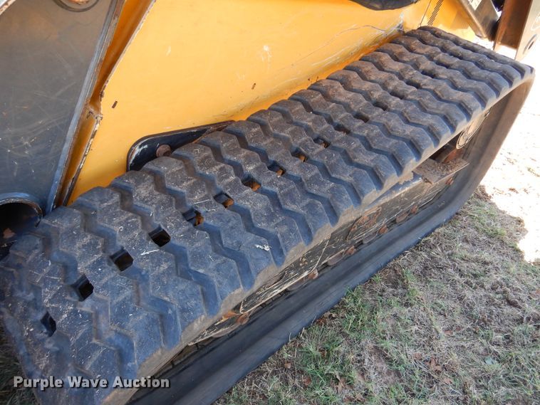 image for item DM5210 2013 John Deere 333E  tracked skid steer loader