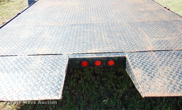 image for item DM5212 2010 Kaufman  tilt deck equipment trailer