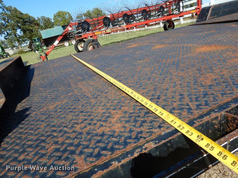 image for item DM5212 2010 Kaufman  tilt deck equipment trailer