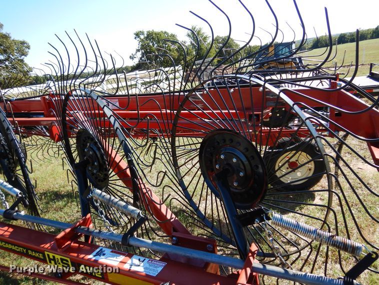 image for item DM5213 H&S HC4112  hay rake