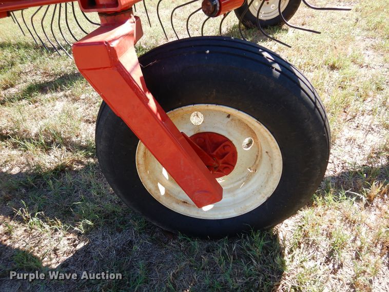 image for item DM5213 H&S HC4112  hay rake